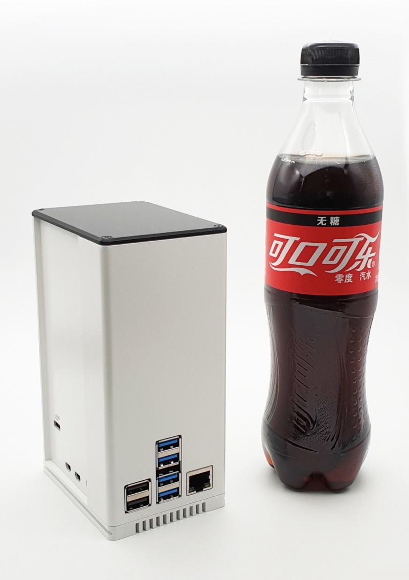 Quad sata case coke.jpeg